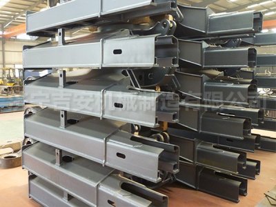 挖掘機(jī)下車架